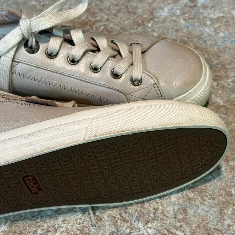 Taos Footwear brand taos